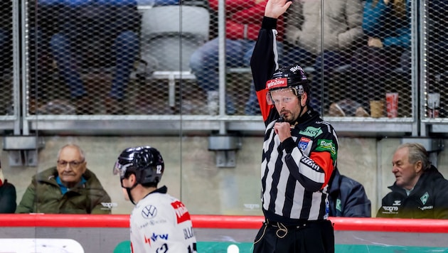 Ausgepfiffen! Eishockey-Schiedsrichter Elias Seewald beendet seine Karriere.