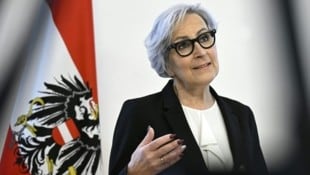 Justizministerin Anna Sporrer (SPÖ) will die Haftanstalten weiter entlasten.