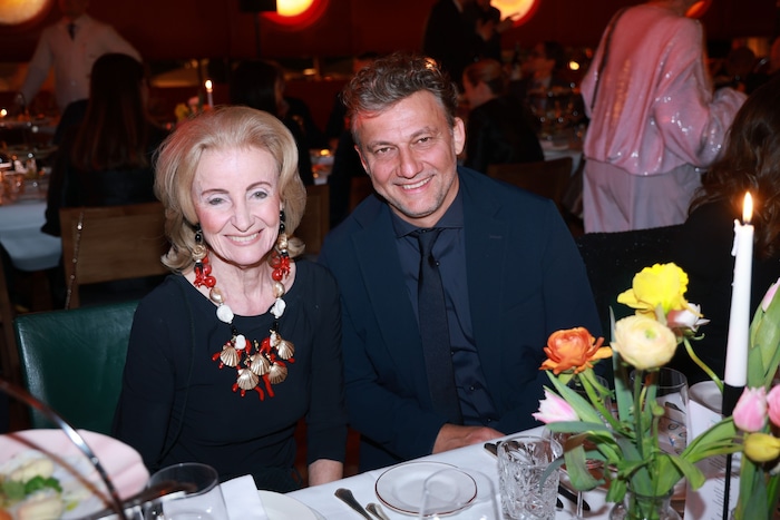 Grande Dame Elisabeth Gürtler mit Star-Tenor Jonas Kaufmann