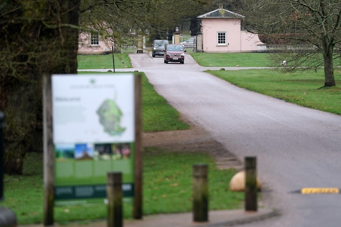 Auch in der Royal Lodge in Great Windsor Park – die Einfahrt ist oben zu sehen – wurde eine ...