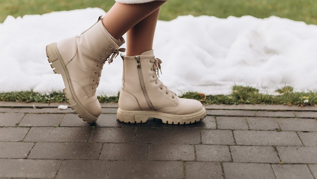 Hinweise werden erbeten.