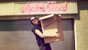 Auch wenn Pogo schon seine Schrammen abbekam, leckt er nicht seine Wunden: „Punk ist die letzte ...