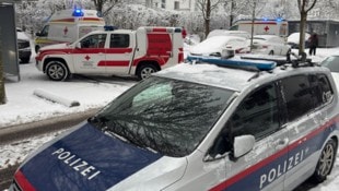Einsatzkräfte konnten für den Mann in Linz-Ebelsberg nichts mehr machen.