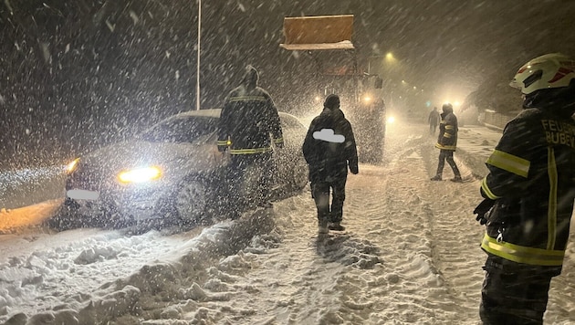 Seit 3.30 Uhr stehen die Feuerwehren im Bezirk Oberpullendorf im Einsatz.