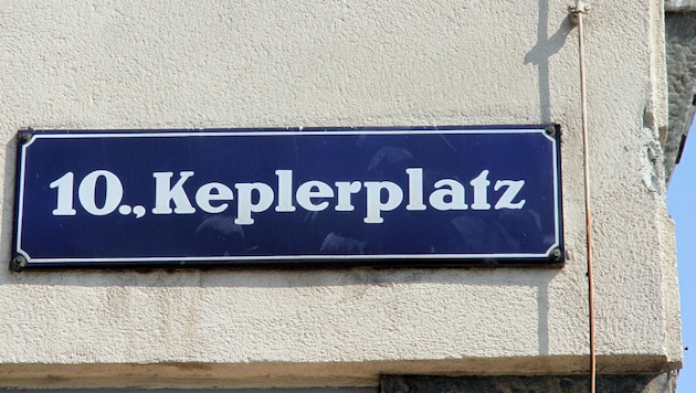 Der 29-Jährige wurde Zeuge eines Streits und wollte helfen. Dafür kassierte er eine blutige ...