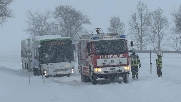 Die Feuerwehren standen beim Schneechaos drei Tage lang im Dauereinsatz.
