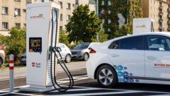 Vor allem Schnellladeparks wie der am Margartetengürtel, der immerhin 150 kW-Ladungen anbietet, ...