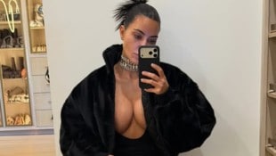Dieses Foto gefällt sicher auch Lewis Hamilton: Kim Kardashian sorgte mit diesem Dekolleté jetzt ...