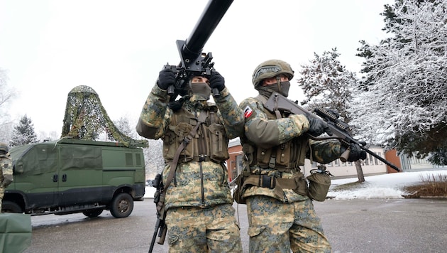 Zu Demonstrationszwecken wurde eine Drohne abgeschossen.