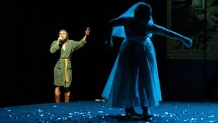 Martin Brunnemann im neuen Stück „Wölfe, Lämmer, Polaroids“