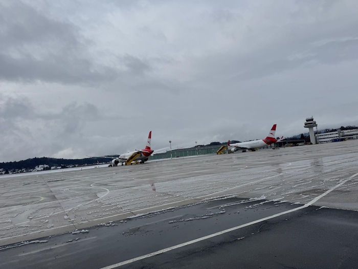 Die Boeings werden von „leer“ Ersatzcrews nach Wien geflogen.