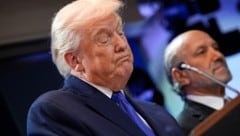 US-Präsident Donald Trump droht mit „wirklich schlimmen Dingen“, sollte die iranische Führung in ...