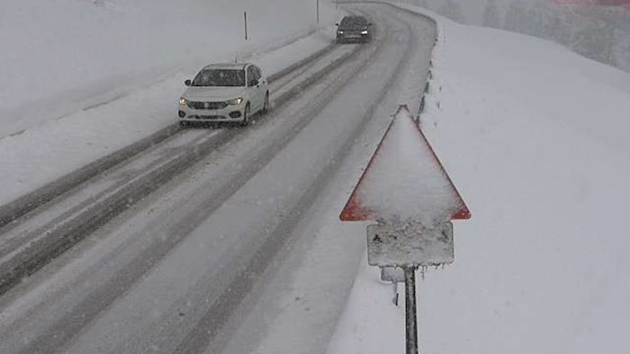 Am Arlbergpass herrschte Kettenpflicht.