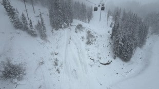 Direkt unterhalb der Bahntrasse ging die Lawine in Serfaus ab.