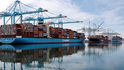 Mit dem Höchstgerichtsurteil fehlt der Regierung von US-Präsident Donald Trump die rechtliche ...