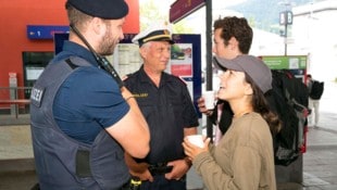 Wie läuft‘s so im Job? Das könnte man die Polizisten beim Kaffee fragen. 