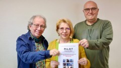 Friedrich Hinterberger (v. l.), Waltraud Wagner-Müller und Robert Müller starteten eine ...