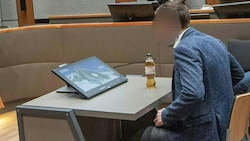 Thomas P. (36) beim Prozess am 19. Februar im Innsbrucker Landesgericht. Auch für ihn heißt es ...