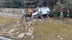 Für den Fahrer (38) kam jede Hilfe zu spät.