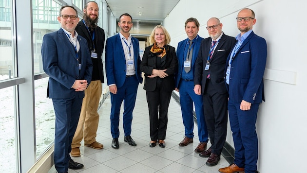 Andrej Zwitter, Johannes Oberzaucher, Jan Steinbrener, Ada Pellert, Christian Menard, Karl ...