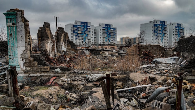 Die zerstörten Gebäude in der Hafenstadt Mariupol in der Region Donezk im Südosten der Ukraine.