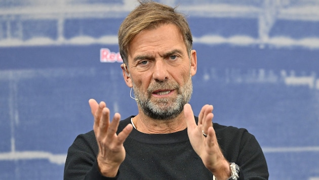 Jürgen Klopp enthüllt einen interessanten Transfer-Wunsch aus rot-weiß-roter Sicht.