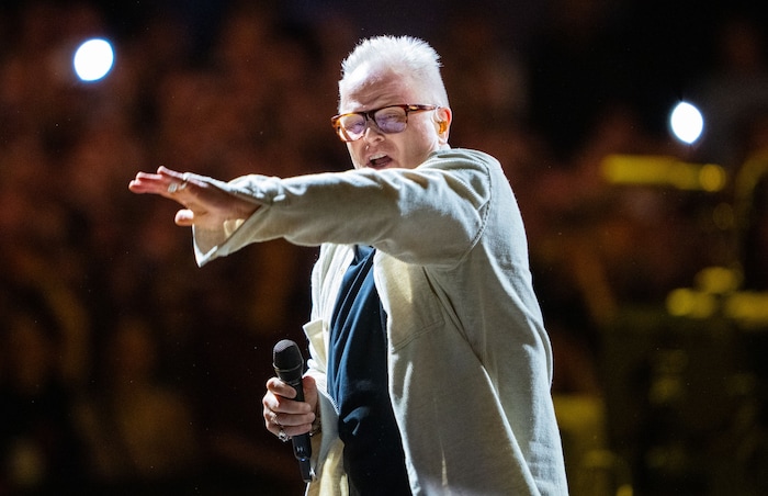 Grönemeyer begeisterte in der Stadthalle – aber vergraulte mit Beschimpfungen auch viele Fans.
