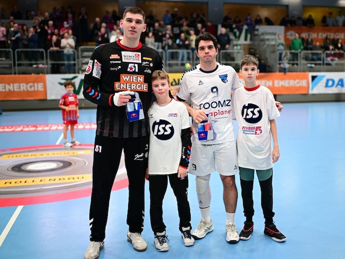 Fivers-Goalie Oleksii Novikov parierte stark, wurde MVP seines Teams.