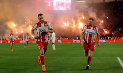Marko Arnautovic darf sich mit Roter Stern Belgrad über den Meistertitel freuen.