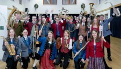 Eine fröhliche Truppe im Dienste vieler Bedürftiger 