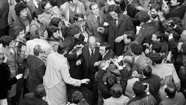 Nach 17 Stunden Geiselhaft wurden die Abgeordneten wieder freigelassen.