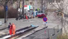 Ein Wasserrohrbruch in der Dr.-Natterer-Gasse in Wien-Leopoldstadt hat am Montagmittag große ...