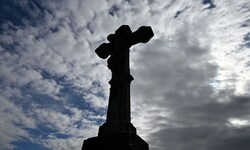 Eine geplante Trauerfeier für einen italienischen Mafia-Boss sorgt für Streit in der Kirche.