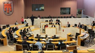 Noch in derselben Sitzung des Vorarlberger Landtags trat Hubert Kinz zweimal ans Rednerpult, um ...