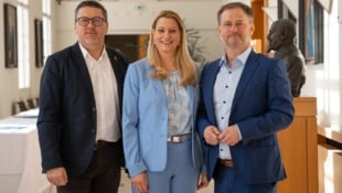 Ein burgenländisches SPÖ-Trio übt Kritik am Bund: Landesrätin Daniela Winkler, Klubchef Roland ...