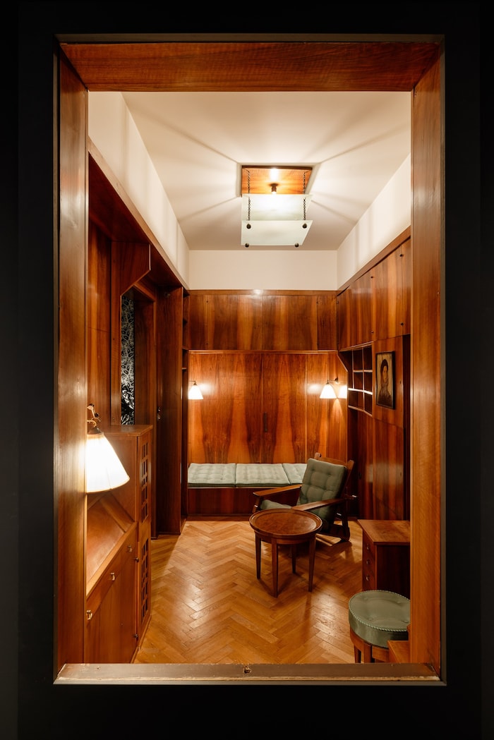 Margarete Schütte-Lihotzkys Zimmer für Caroline Neubacher von 1925