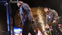 Vincent Kriechmar (r.) mit Manuel Feller