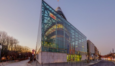 Polizei-Großeinsatz vor der CDU-Parteizentrale in Berlin am Montagabend (Symbolbild).