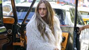 Jennifer Lopez hat sich für den Geburtstag ihrer Zwillinge besonders herausgeputzt.