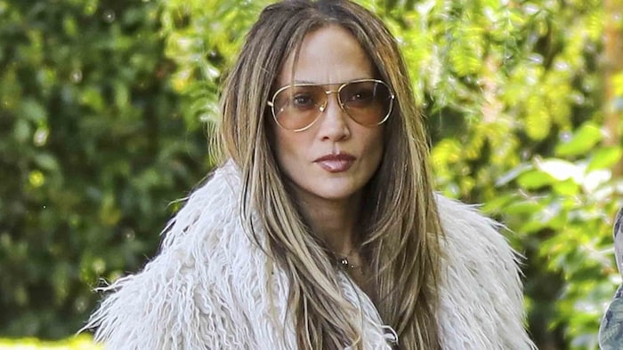 Die Sängerin führte ihre Kinder zum Essen aus. Danach besuchten sie gemeinsam einen Flohmarkt.