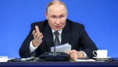 Dem Kreml-Chef ist für seinen Machterhalt jedes Mittel recht.