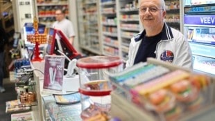 Trafikant mit Erfahrung: Andreas Schiefer empfing die „Krone“ in seinem neuen Geschäft.