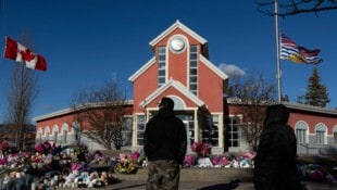 Bei einem Amoklauf an einer Schule in Kanada sind vor zwei Wochen neun Menschen ums Leben ...