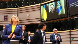 Wolodymyr Selenskyj wandte sich am vierten Jahrestag des Ukraine-Krieges mit einer ...