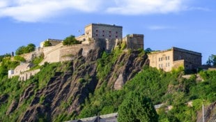 Der Mord, der bisher ungeklärt war, ereignete sich vor mehr als 31 Jahren unterhalb der Festung ...