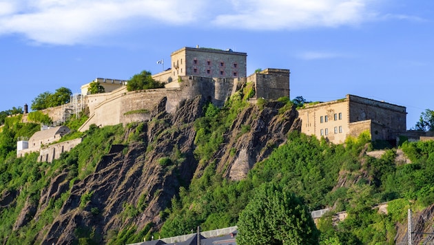 Der Mord, der bisher ungeklärt war, ereignete sich vor mehr als 31 Jahren unterhalb der Festung ...