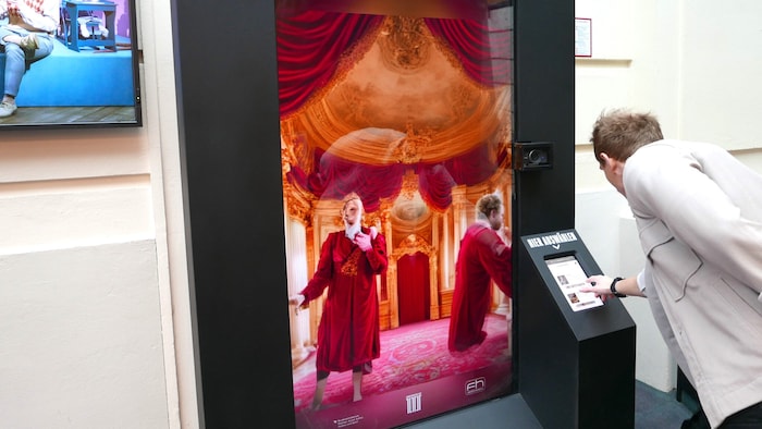 Die Figuren sind „fluid“, setzen sich ständig aus 20 Bildern pro Sekunde neu zusammen.