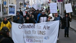 Schon im Jänner hatten Hunderte Beschäftigte der oö. Ordensspitäler die Arbeit niedergelegt.