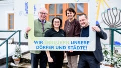 Brauchtum stärken: Pernkopf mit Eßbüchl sowie Maria Forstner und Johannes Wischenbart