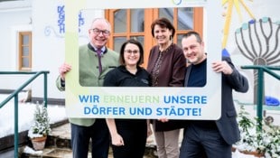 Brauchtum stärken: Pernkopf mit Eßbüchl sowie Maria Forstner und Johannes Wischenbart